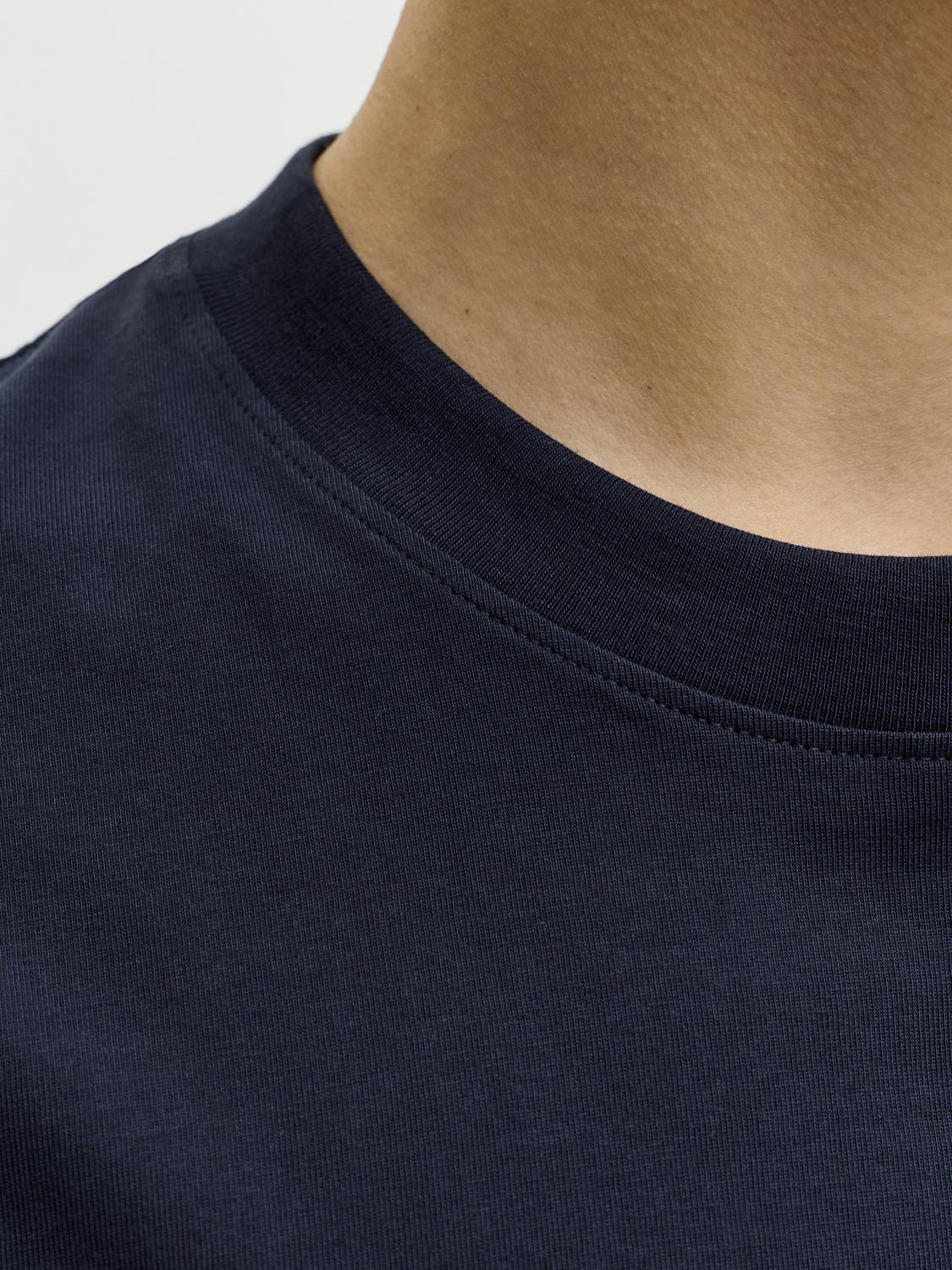 model_shot-detail